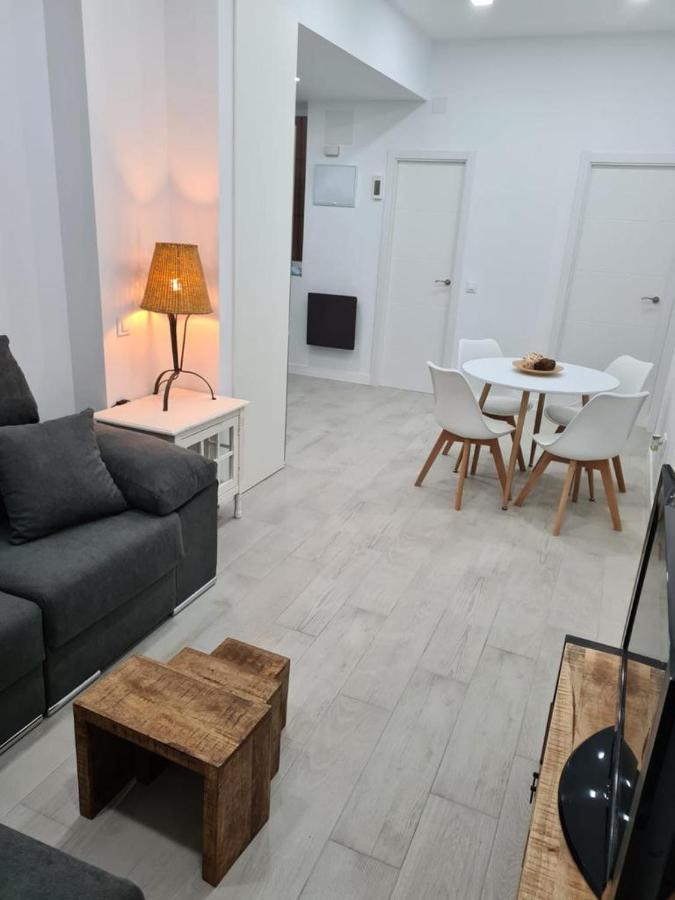 Apartamento Pet-Friendly En Atocha By Bebalmy Apartment Madrid Exterior photo